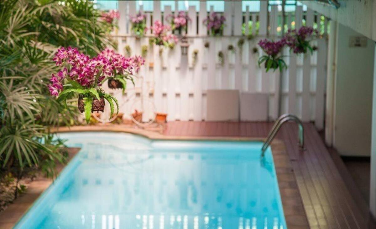 Nara Suite Residence Бангкок Екстер'єр фото