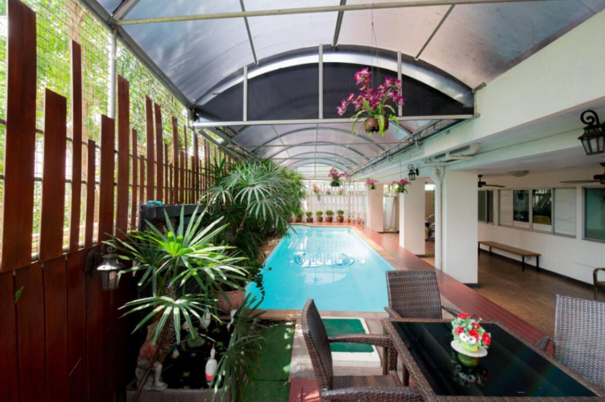Nara Suite Residence Бангкок Екстер'єр фото