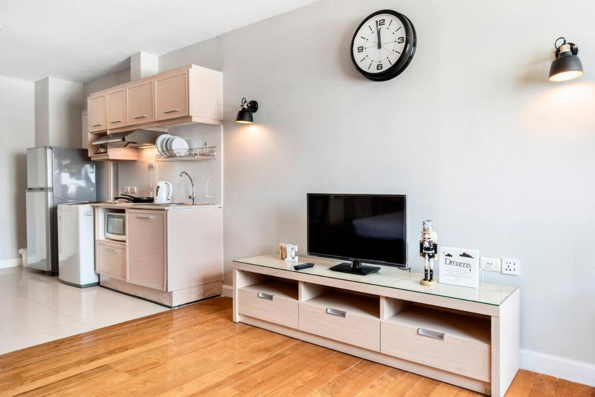 Nara Suite Residence Бангкок Екстер'єр фото